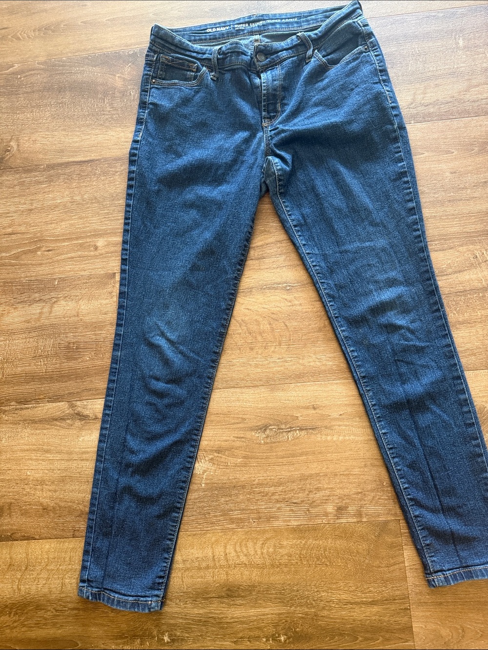Old Navy Indigo Skinny Jeans 32/28. Size 8